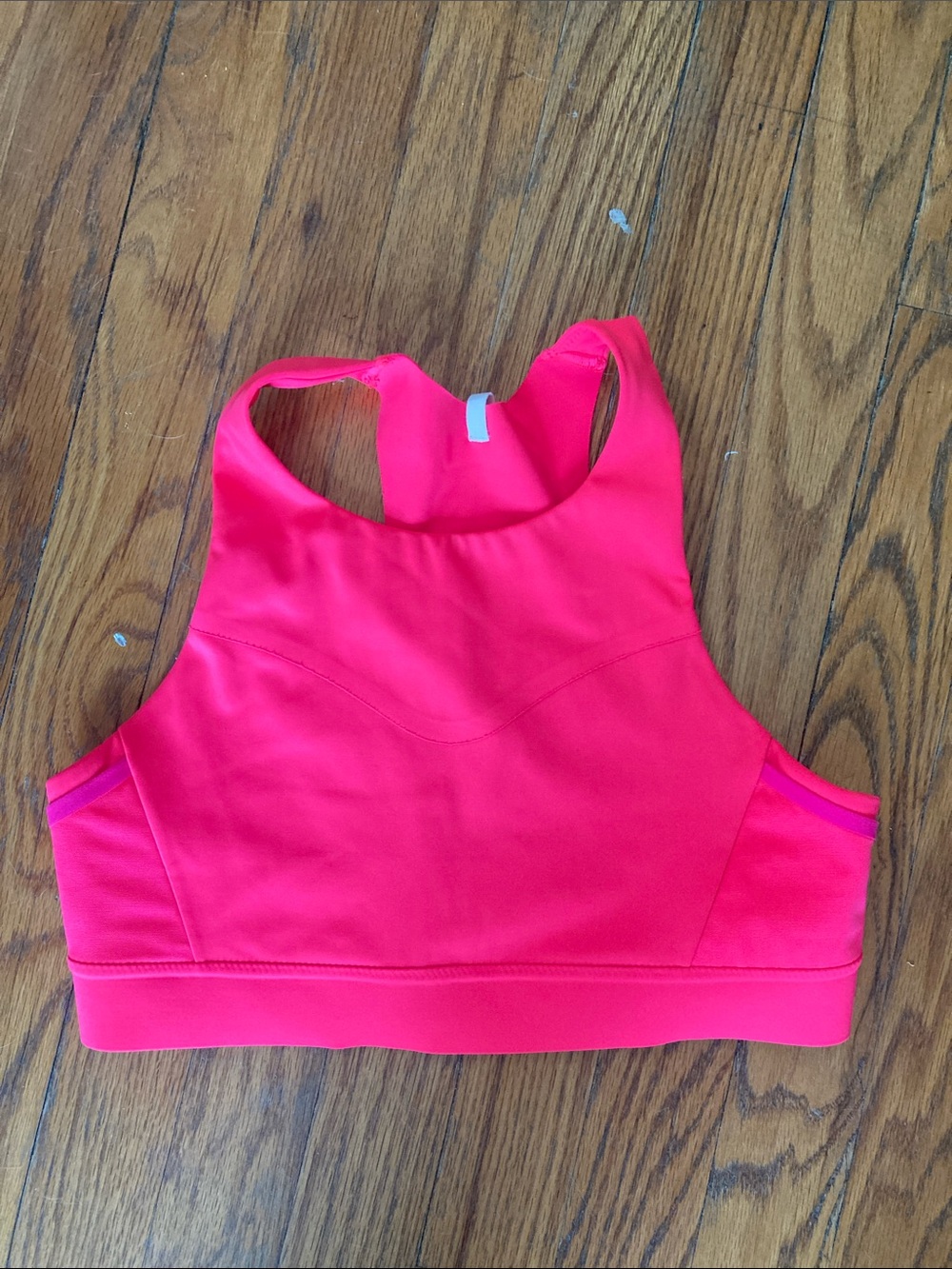 Brooks “Drive” 3-pocket running bra